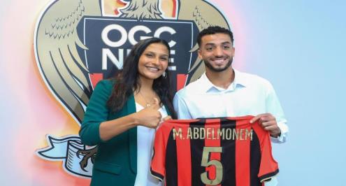 مروة عيد عبدالملك: محمد عبد المنعم بدأ بتعلم الكلمات التي ستساعده في الملعب مع نيس